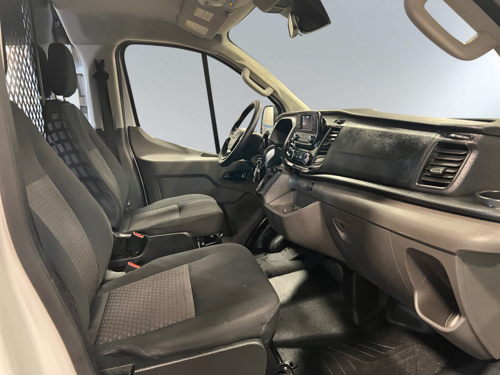 Used 2024 Ford Transit 250 Low Roof w/ Exterior Upgrade Package RWD image 20
