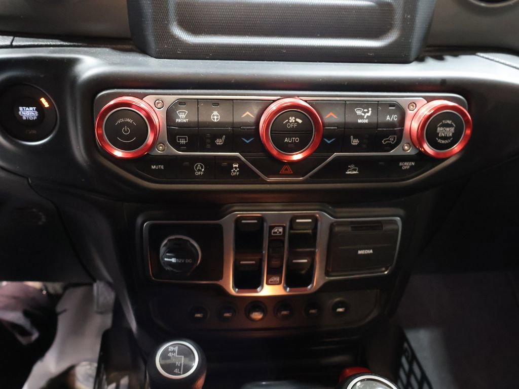 Used 2021 Jeep Gladiator Willys image 27