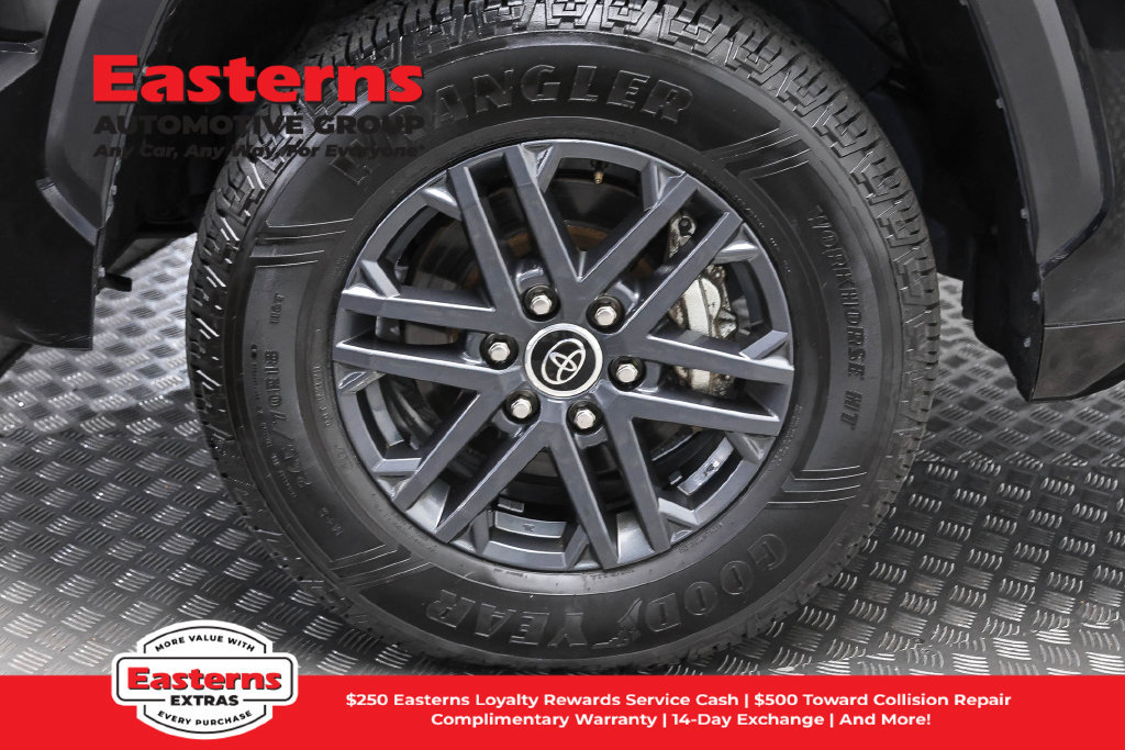 Used 2023 Toyota Tundra SR5 w/ SR5 Convenience Package RWD image 36