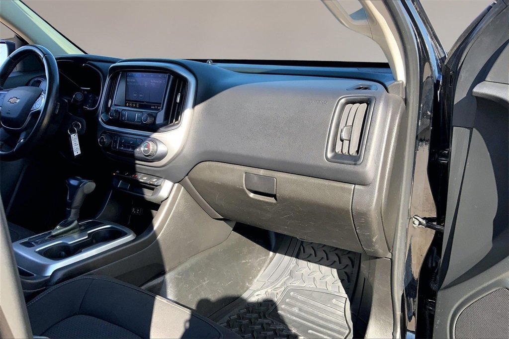 Used 2021 Chevrolet Colorado LT w/ Fleet Safety Package image 15