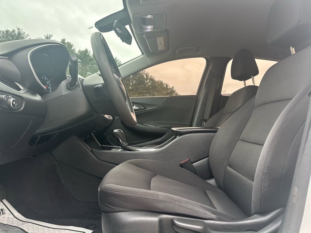 Used 2020 Chevrolet Malibu LS FWD image 14