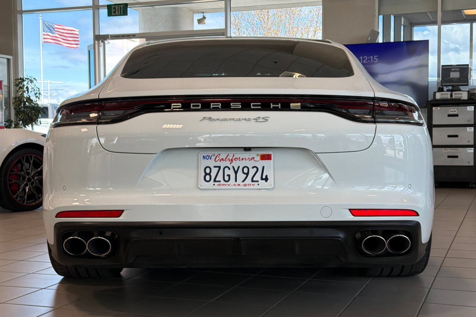 Used 2021 Porsche Panamera 4S AWD/4WD image 5