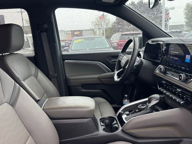 Certified 2024 Chevrolet Colorado ZR2 w/ ZR2 Convenience Package III AWD/4WD image 15