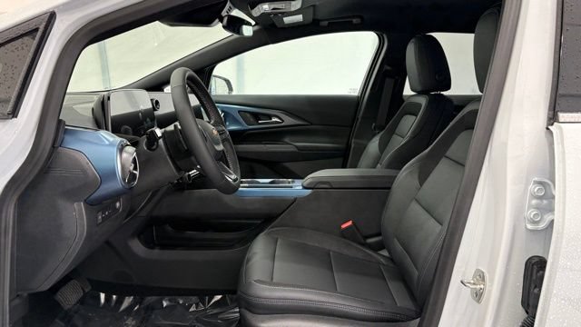 New 2026 Chevrolet Equinox EV LT AWD/4WD image 13