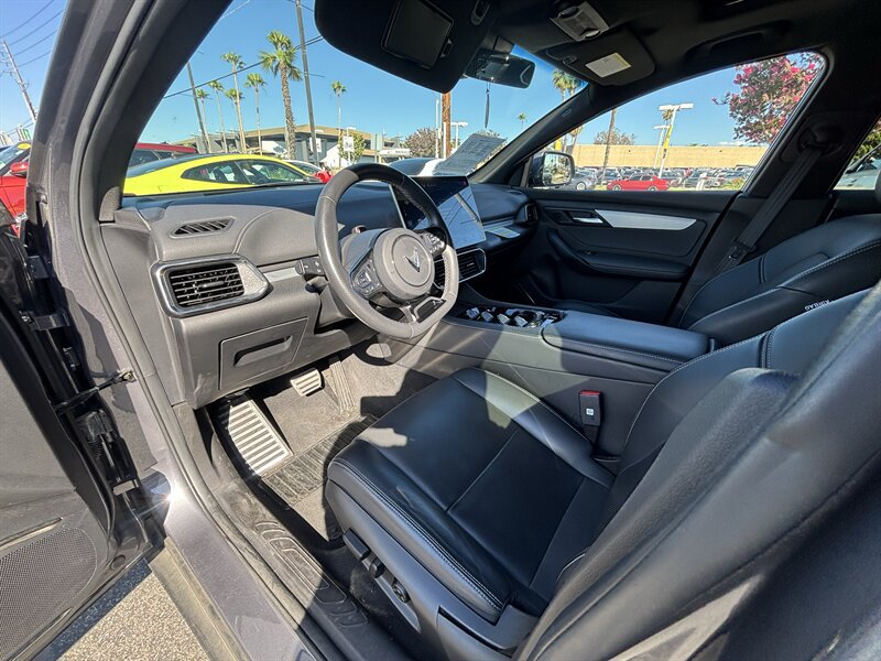 Used 2023 VinFast VF 8 Plus AWD/4WD image 12