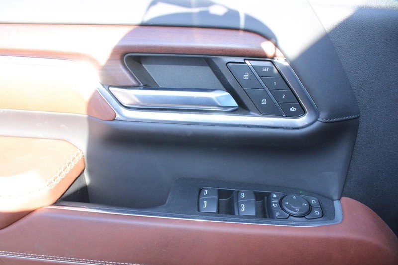 Used 2024 GMC Sierra 3500 Denali Ultimate image 10