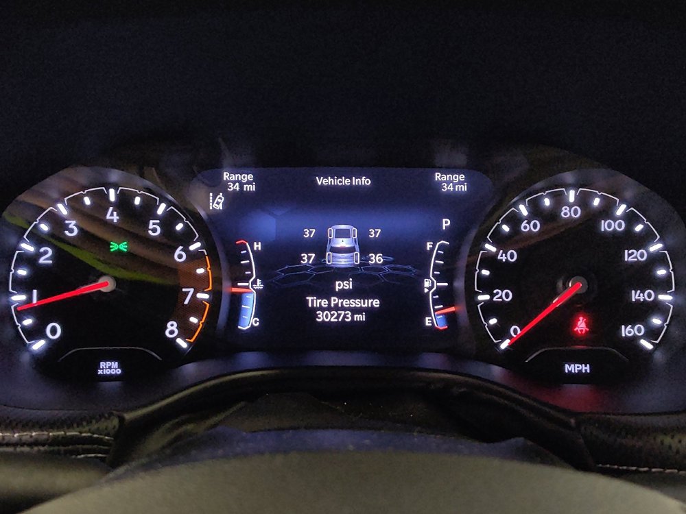 Used 2022 Jeep Compass Latitude FWD image 23