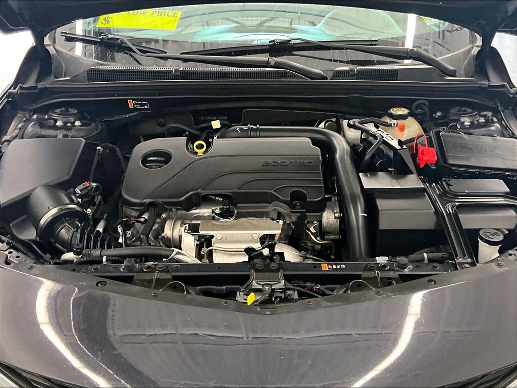 Used 2022 Chevrolet Malibu LS w/ Driver Confidence Package II image 28