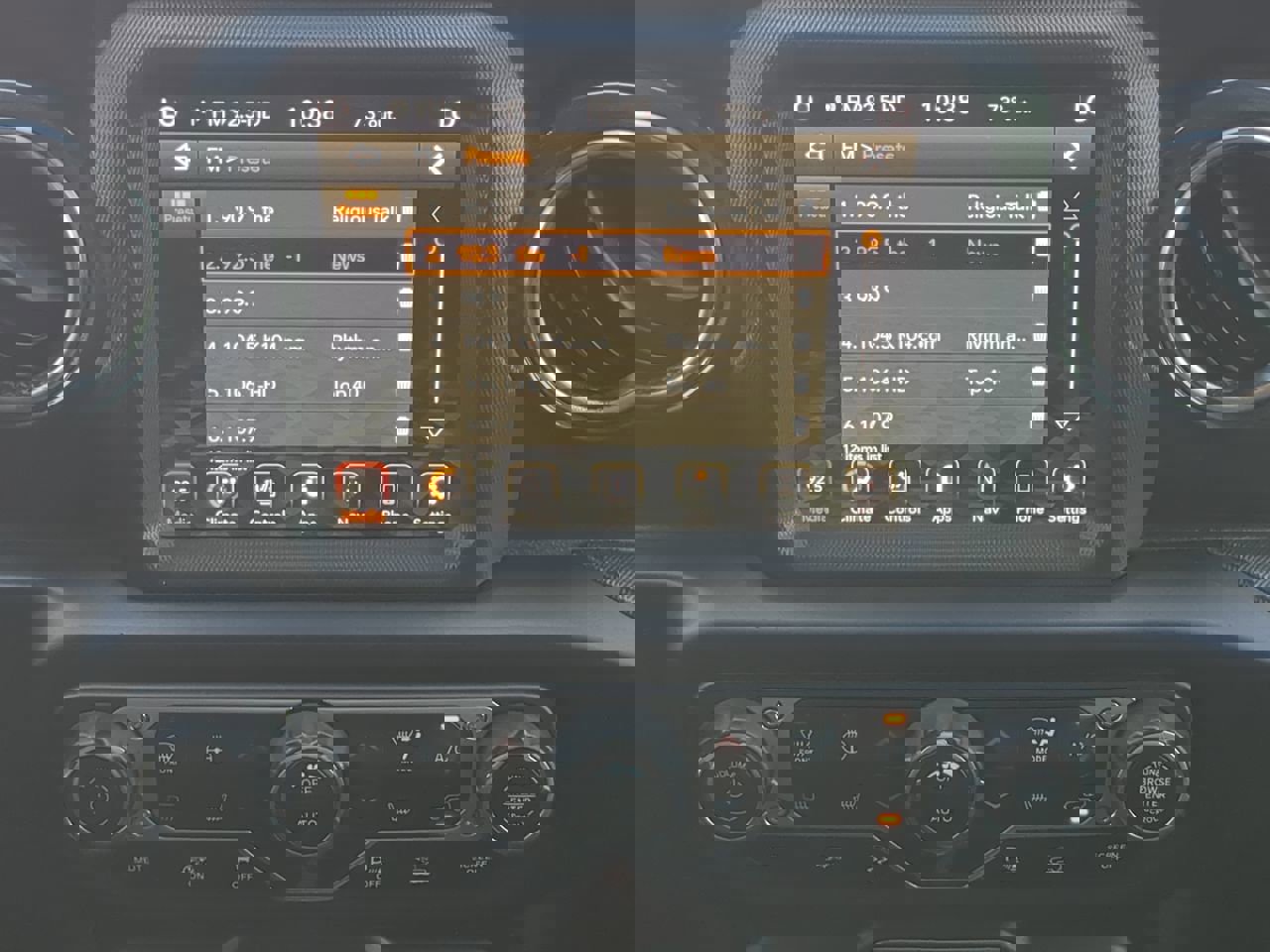 Used 2021 Jeep Wrangler Unlimited Rubicon w/ Trailer Tow Package image 18