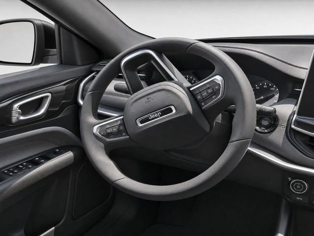 Used 2025 Jeep Compass Limited AWD/4WD image 23