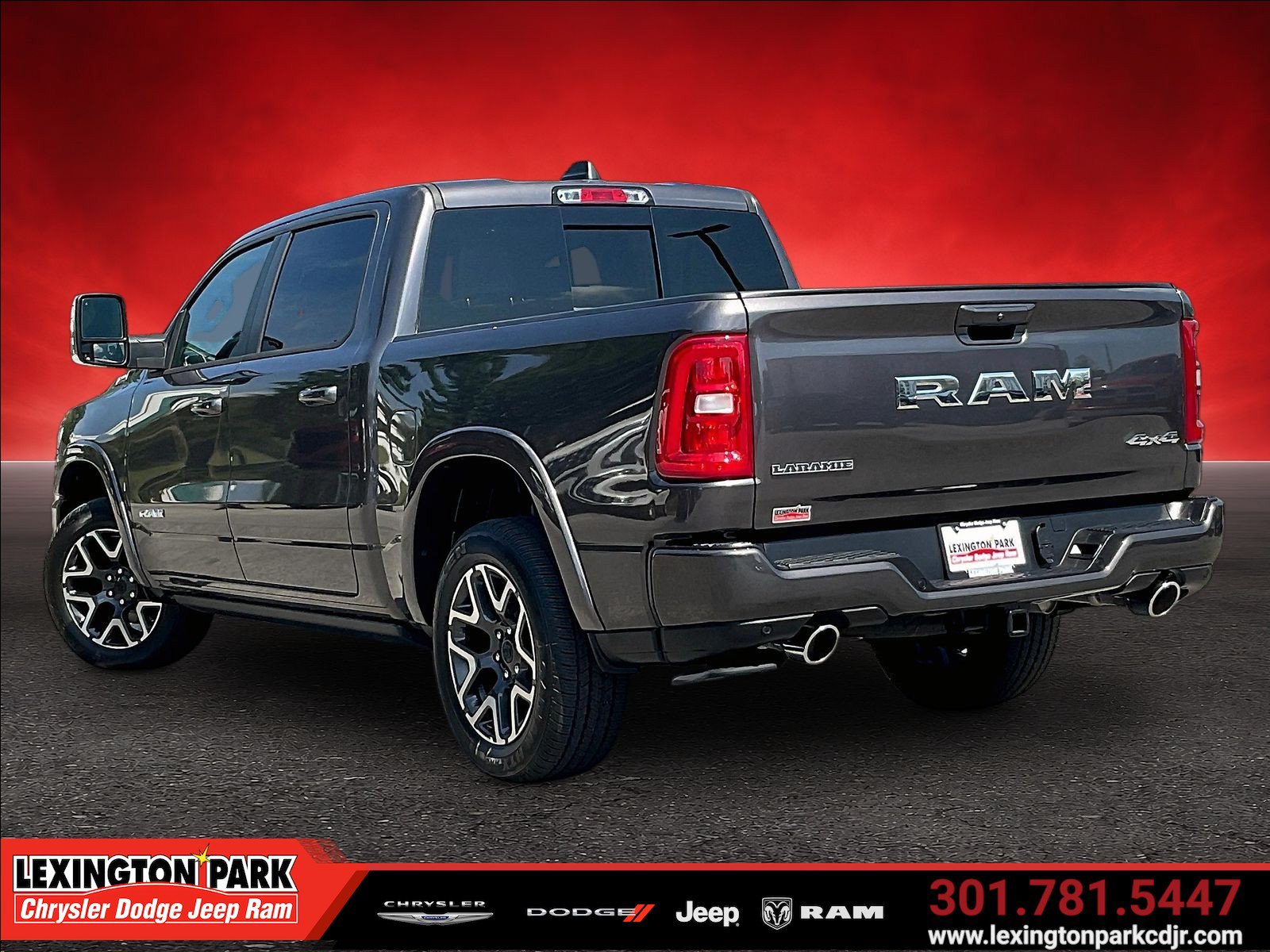New 2026 RAM 1500 Laramie AWD/4WD image 3