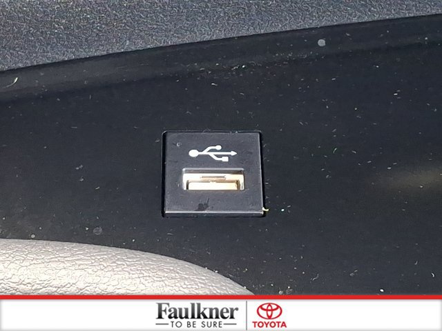 Certified 2025 Toyota Sienna Platinum AWD/4WD image 24