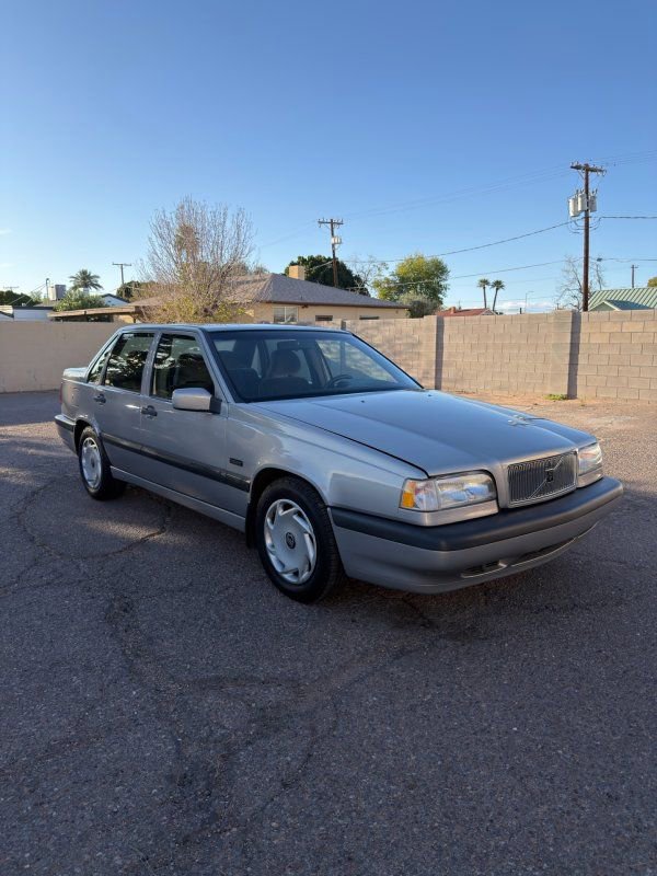Used 1996 Volvo 850 Sedan image 3