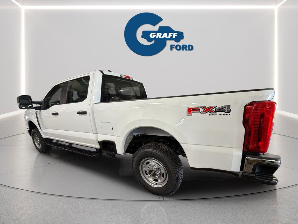 New 2026 Ford F250 XL w/ FX4 Off-Road Package image 4