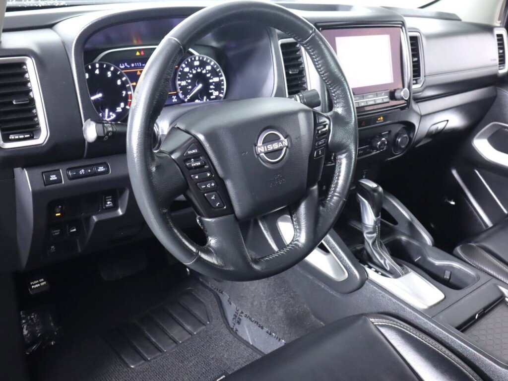 Used 2023 Nissan Frontier SV w/ SV Premium Package image 9