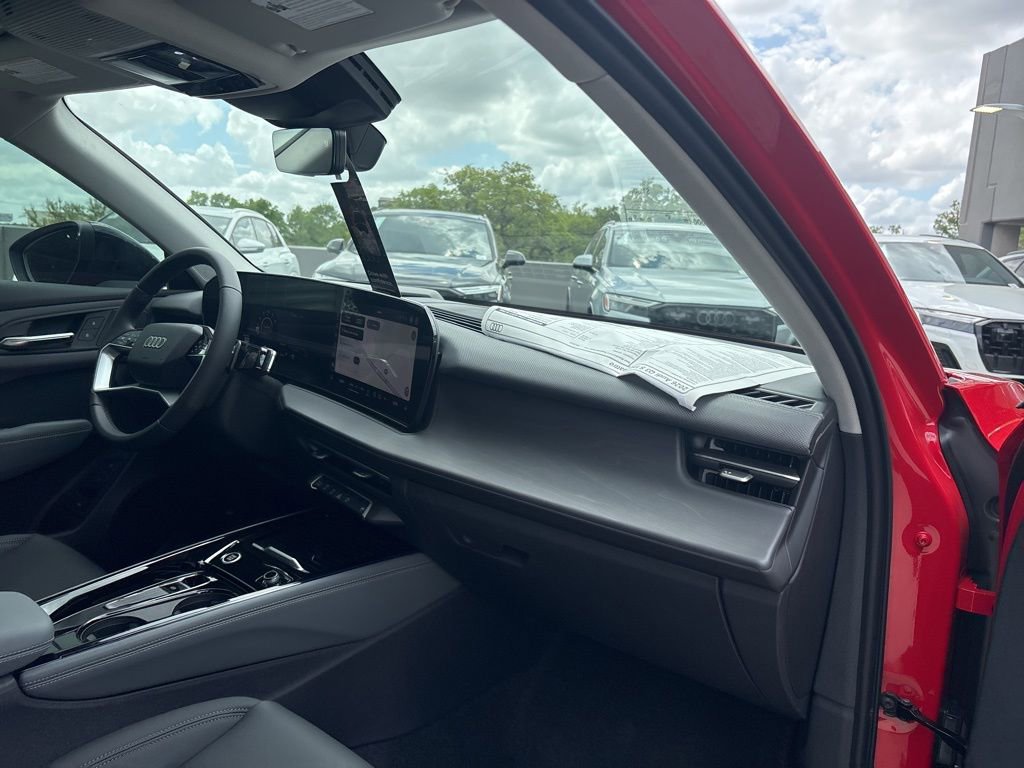 New 2026 Audi Q3 quattro 2.0T AWD/4WD image 15