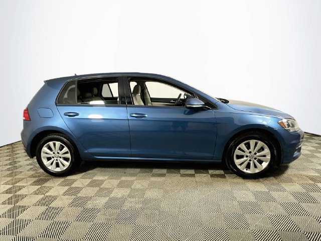 Used 2021 Volkswagen Golf 4-Door FWD image 2