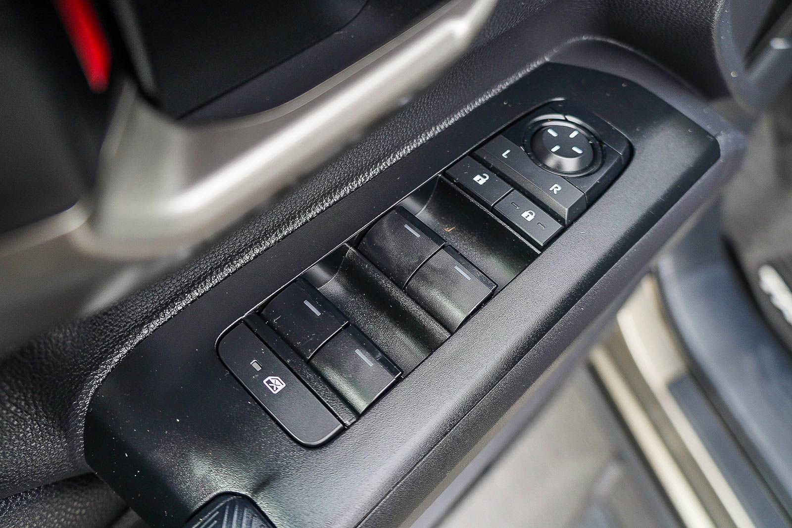 Certified 2024 Toyota Tacoma TRD Sport w/ TRD Sport Premium Package AWD/4WD image 28