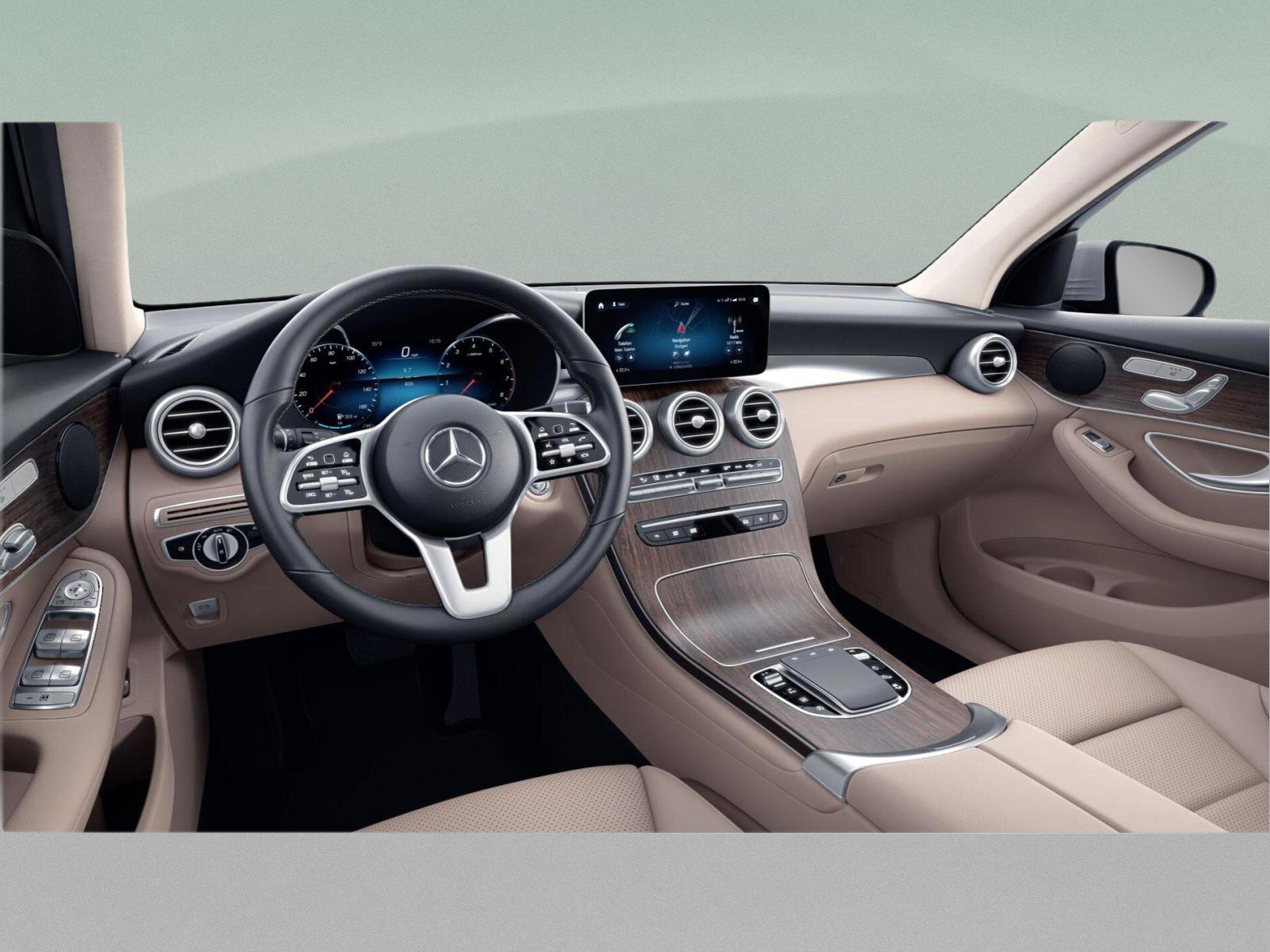 Certified 2022 Mercedes-Benz GLC 300 4MATIC w/ Premium Package Lite image 41