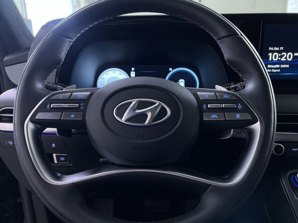 Used 2025 Hyundai Palisade Calligraphy image 16