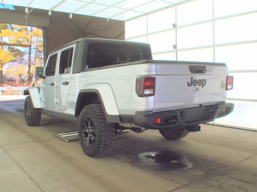 Used 2022 Jeep Gladiator Sport AWD/4WD image 4