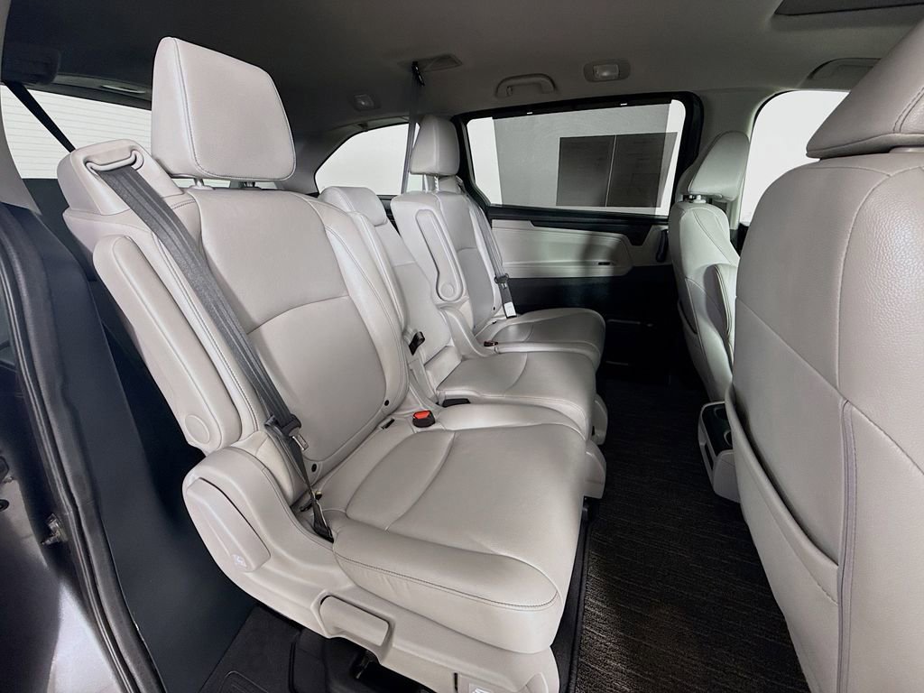 Used 2023 Honda Odyssey EX-L image 34