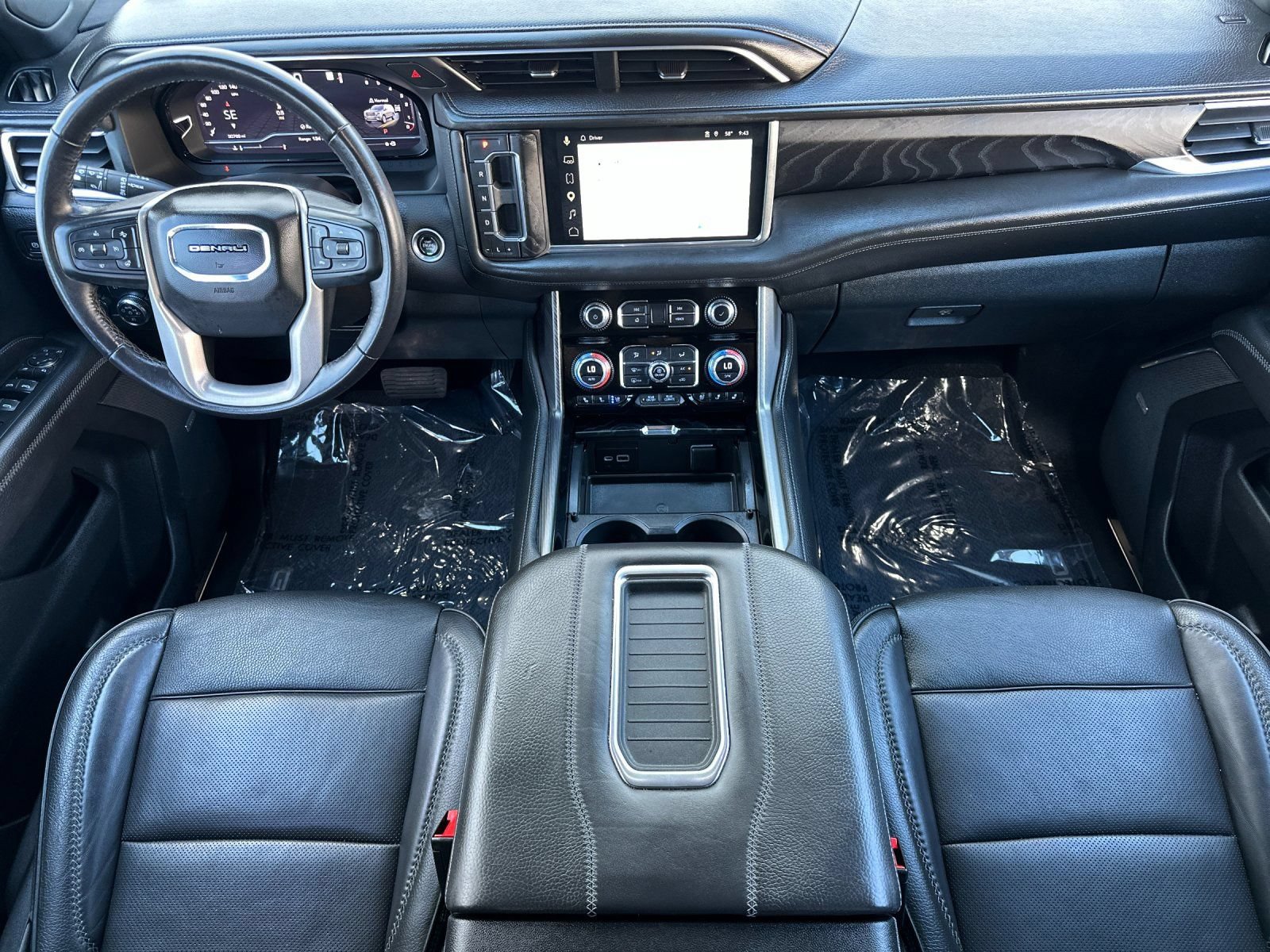 Used 2023 GMC Yukon XL Denali AWD/4WD image 14