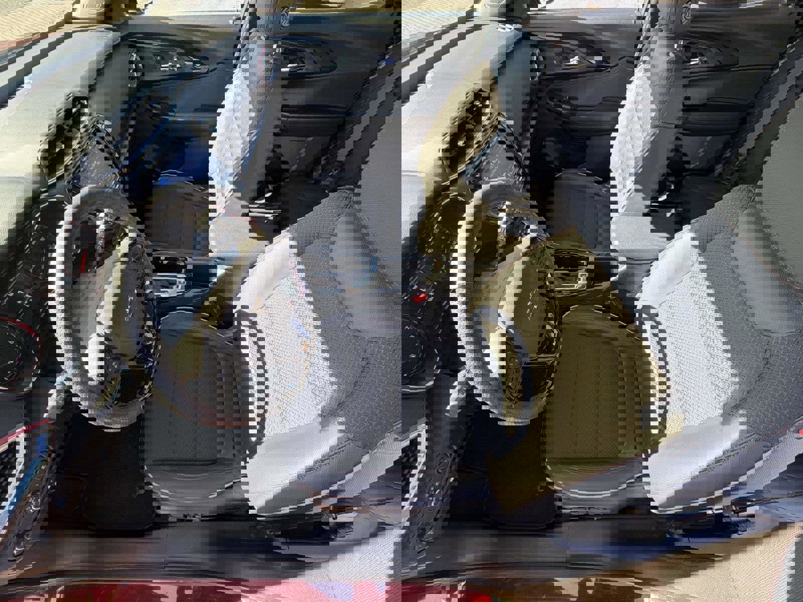 Used 2023 Chevrolet TrailBlazer RS w/ Convenience Package image 3