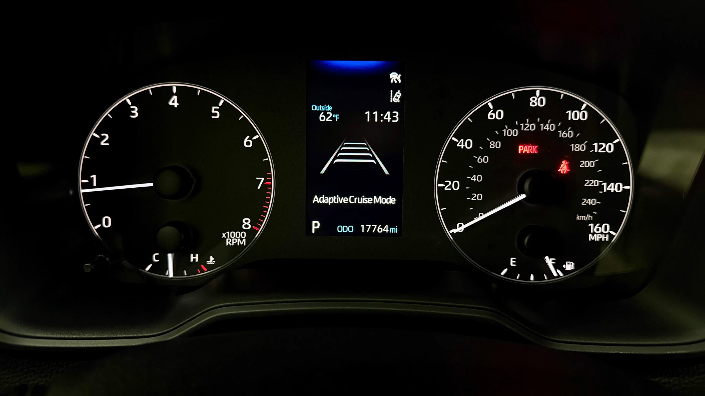 Used 2025 Toyota Corolla Cross LE image 11