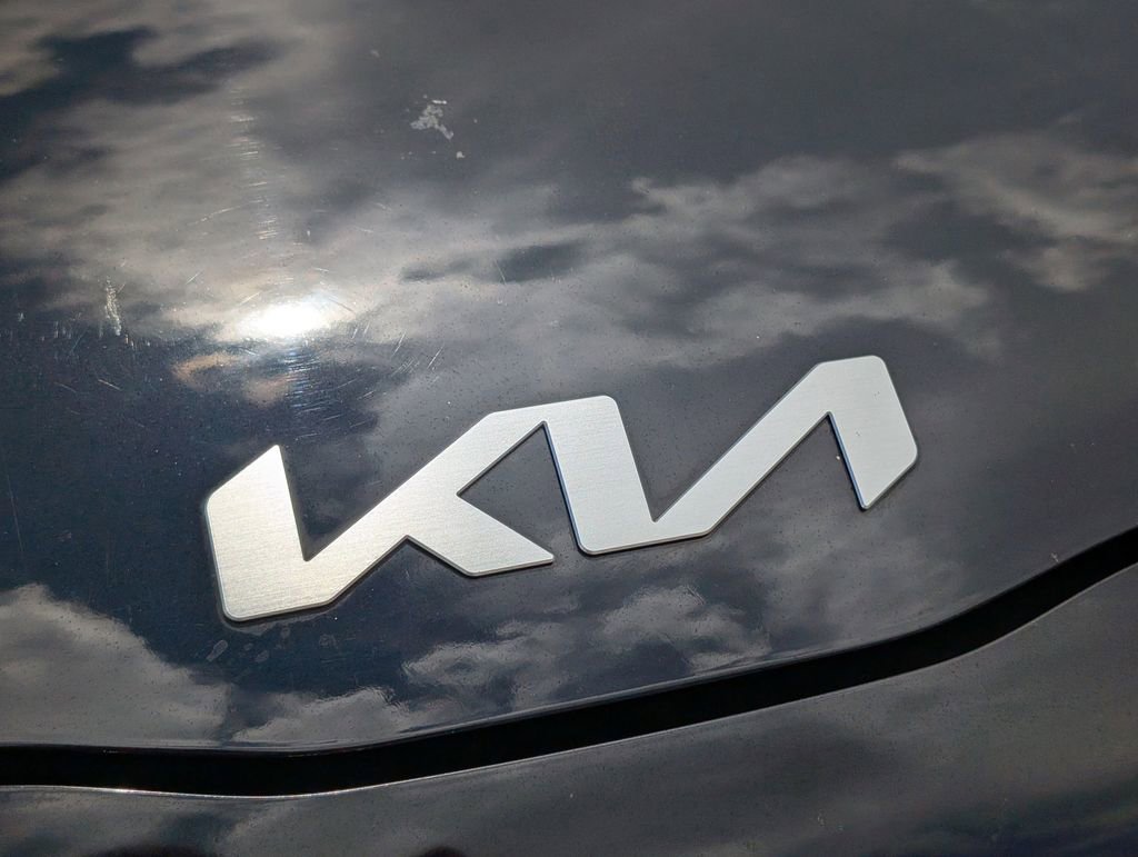 Used 2022 Kia Soul LX w/ Technology Package FWD image 11