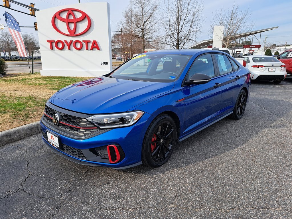 Used 2024 Volkswagen Jetta GLI 40th Anniversary Edition image 2