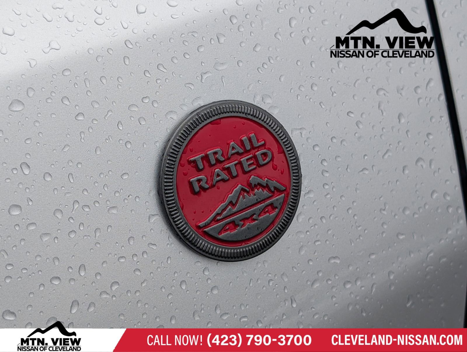 Used 2024 Jeep Compass Trailhawk image 8