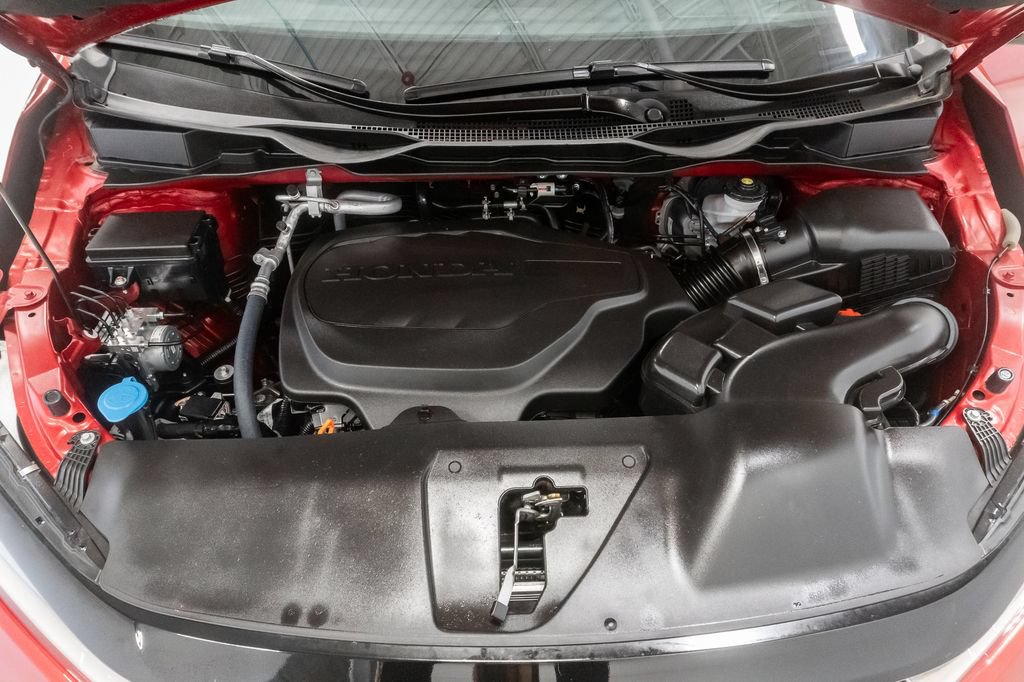Used 2026 Honda Odyssey Elite image 3