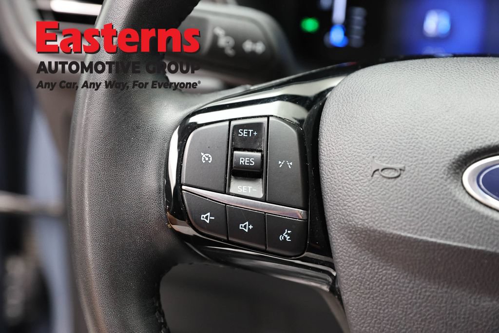 Used 2024 Ford Escape Active AWD/4WD image 14