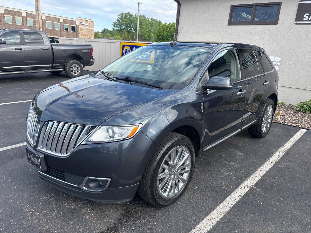 Used 2013 Lincoln MKX AWD image 7