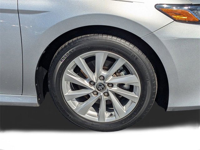 Used 2022 Toyota Camry LE image 10