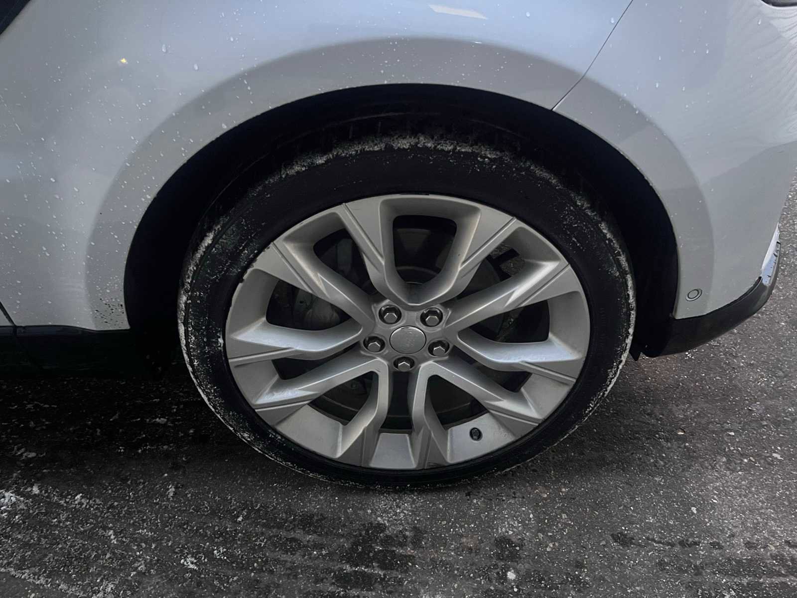 Used 2019 Land Rover Range Rover Sport HSE image 13