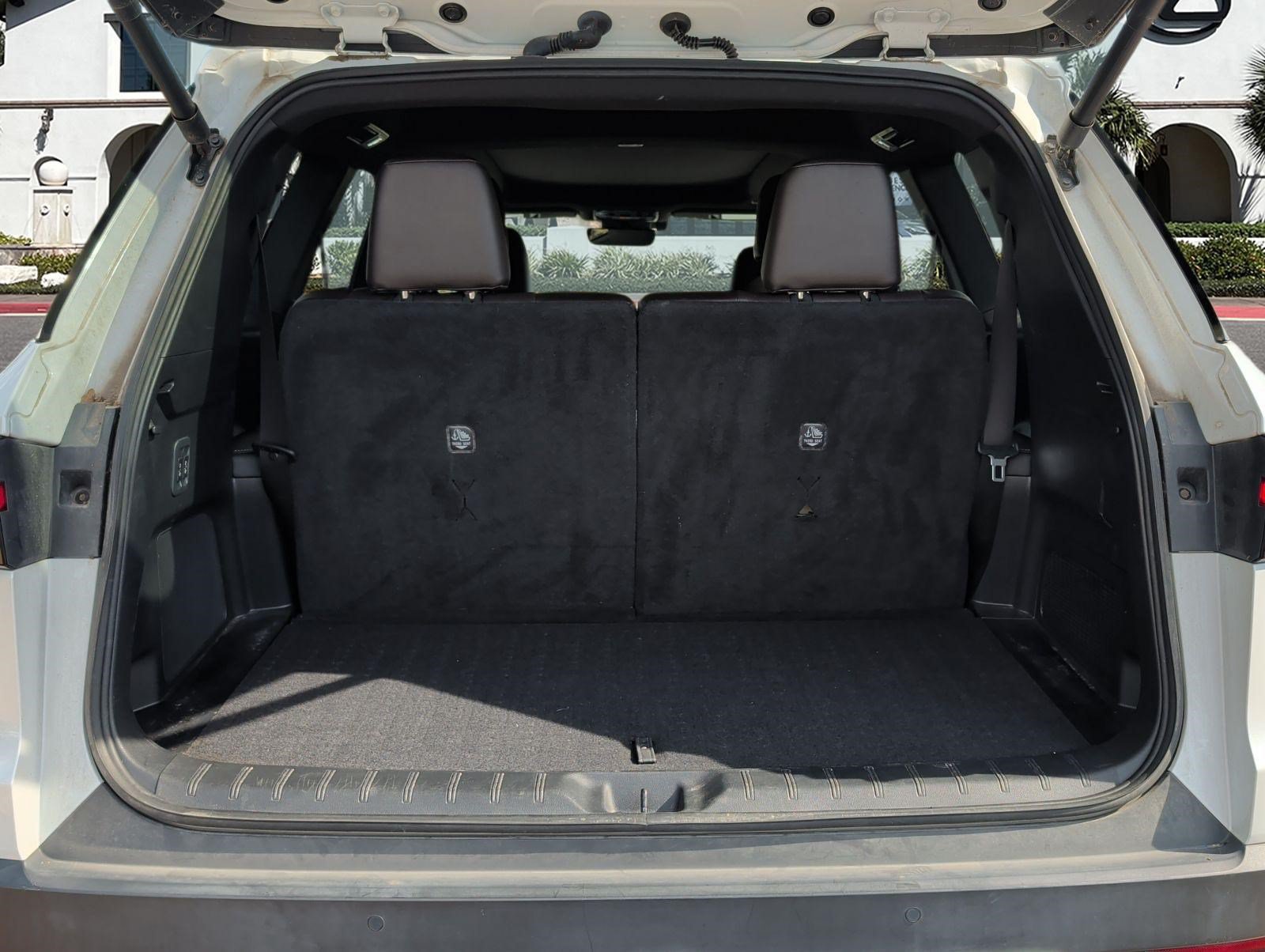 Certified 2024 Lexus TX 350 FWD w/ Captains Chair Package image 28