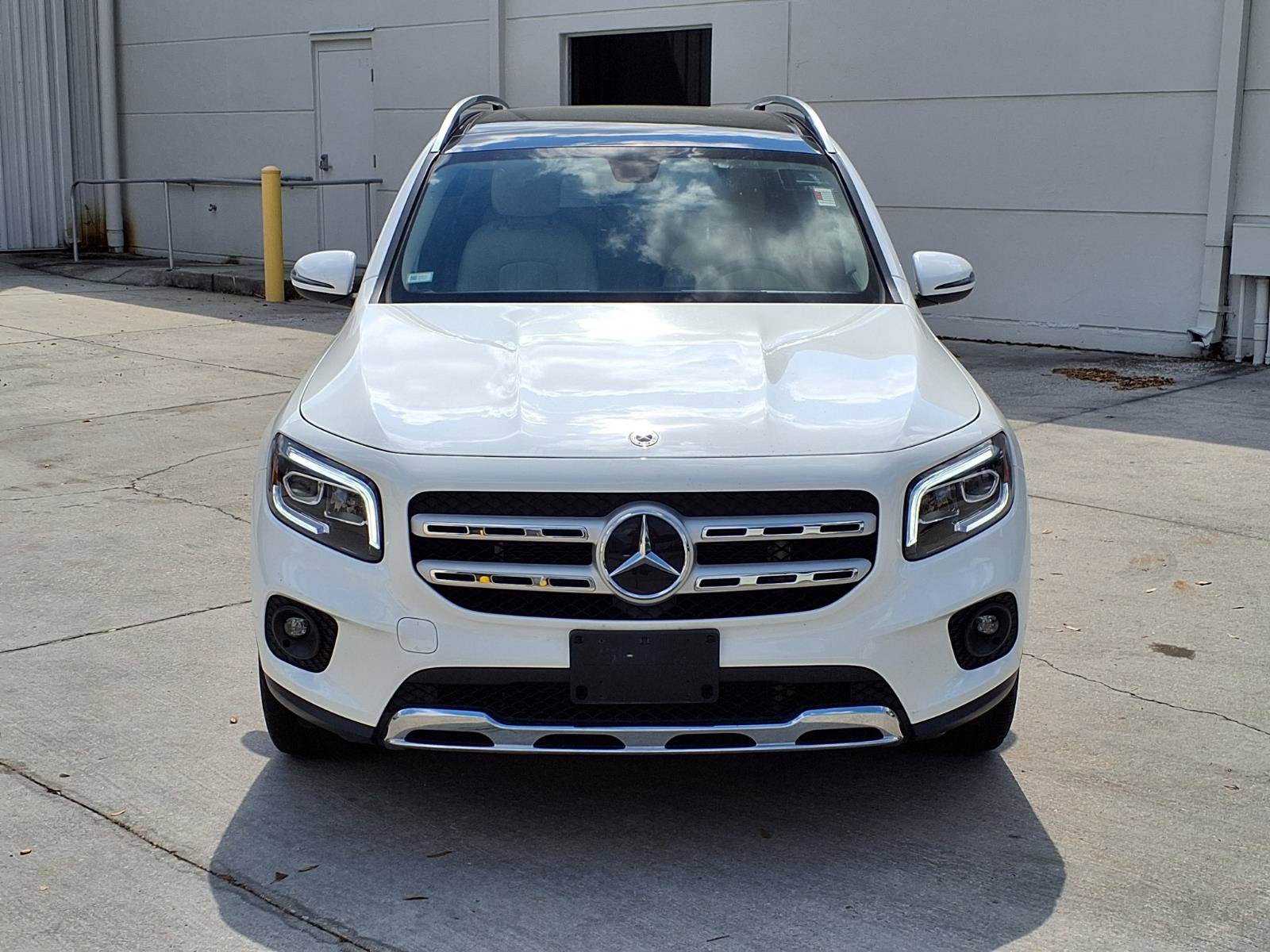 Used 2022 Mercedes-Benz GLB 250 4MATIC image 6
