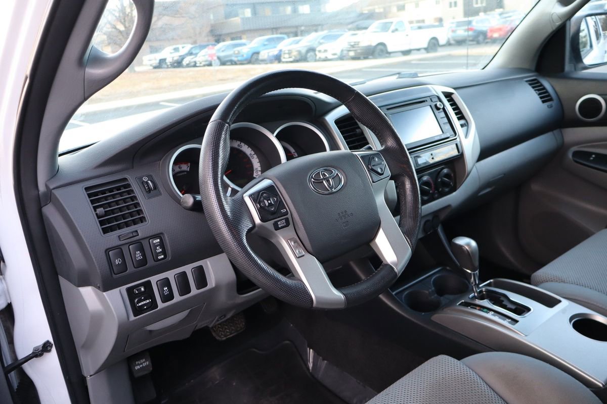 Used 2014 Toyota Tacoma PreRunner w/ TRD Off-Road Package image 15