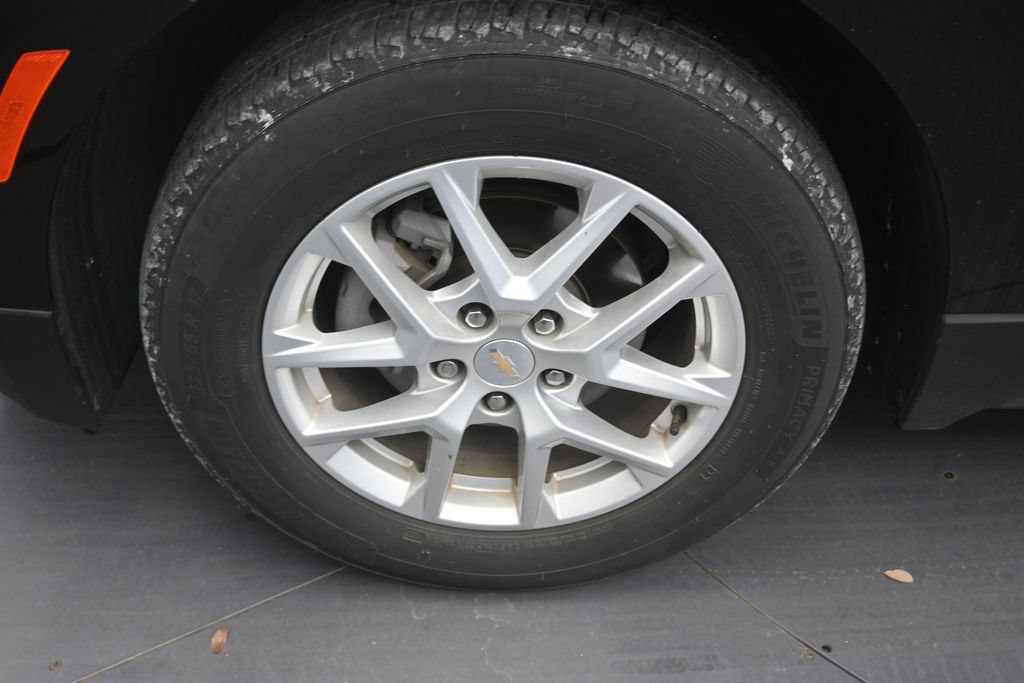 Used 2024 Chevrolet Equinox LT FWD image 9
