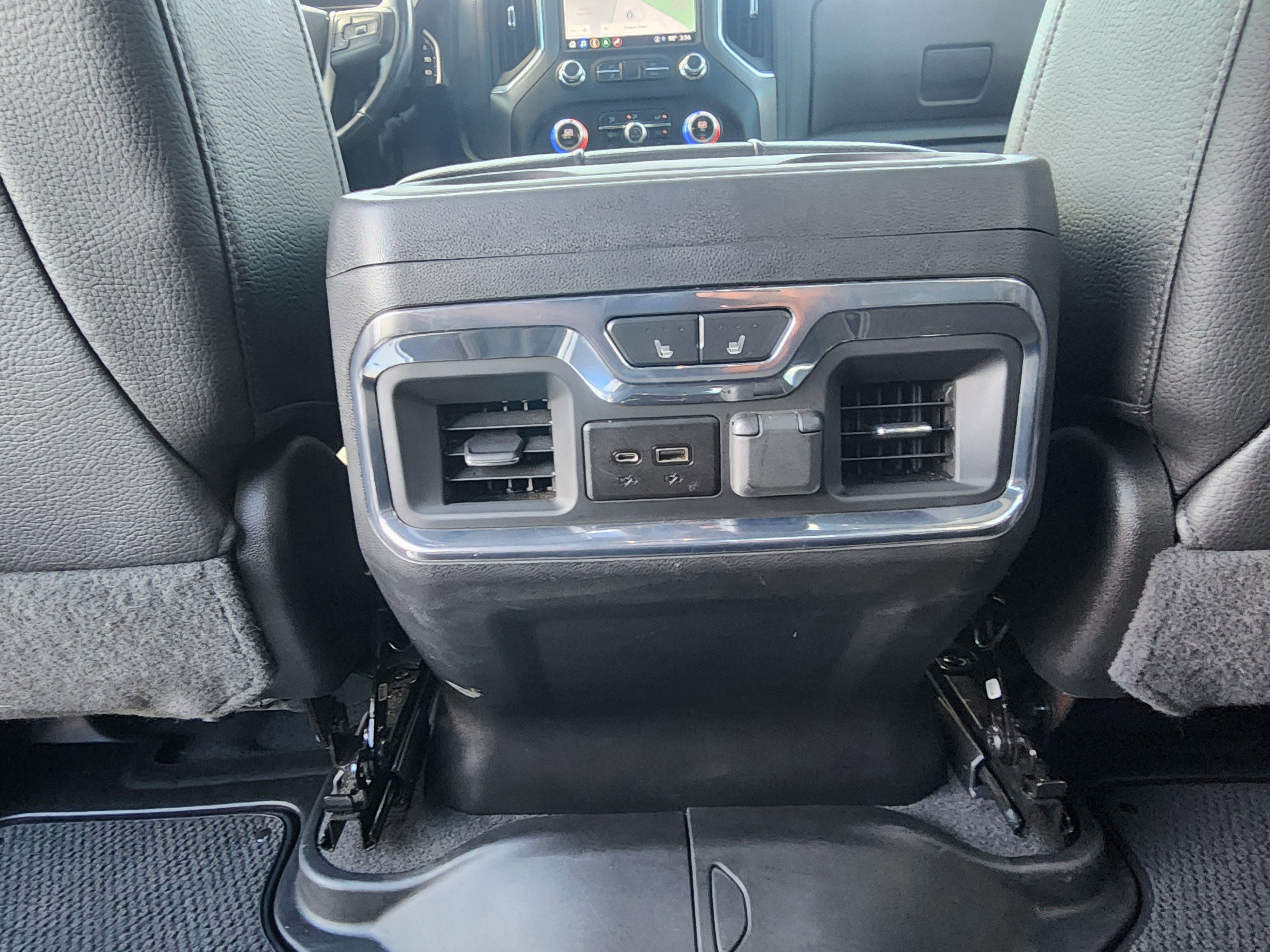 Used 2022 GMC Sierra 3500 Denali image 18