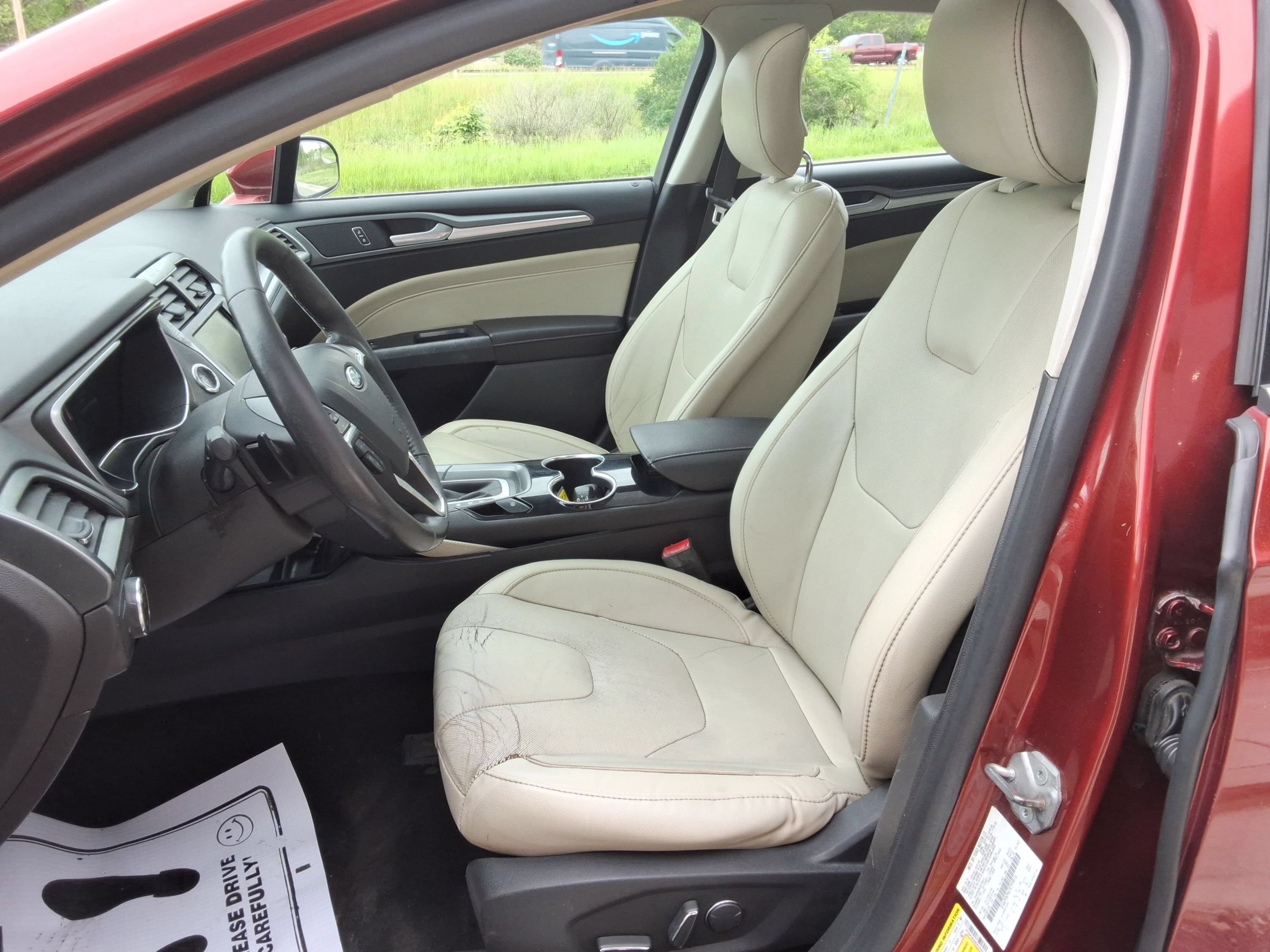 Used 2014 Ford Fusion Titanium FWD image 27