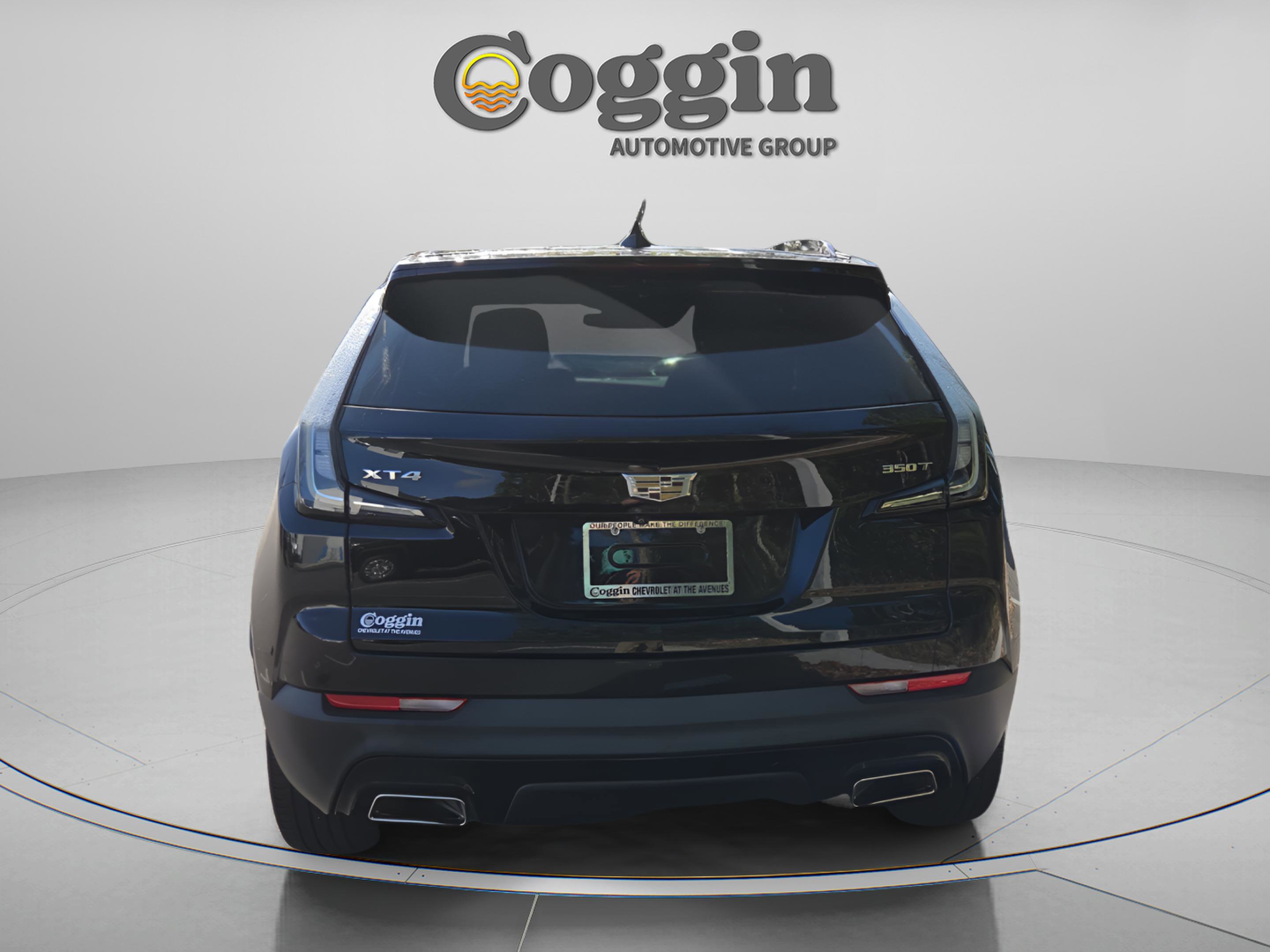 Used 2021 Cadillac XT4 Sport w/ Driver Awareness Package image 4