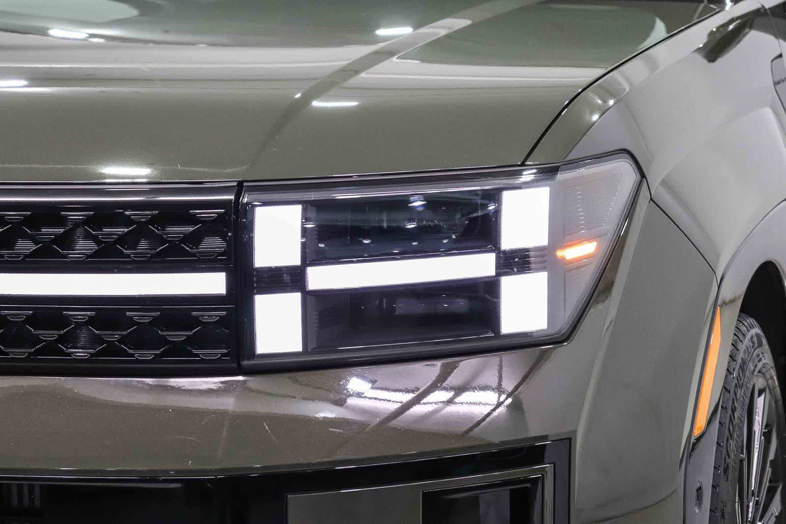 Used 2024 Hyundai Santa Fe Calligraphy AWD/4WD image 7