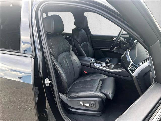 Used 2021 BMW X5 M50i w/ Executive Package AWD/4WD image 9