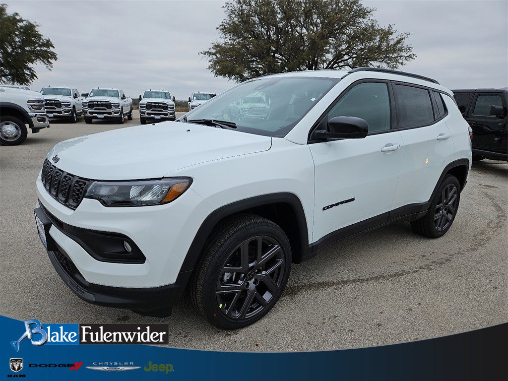 New 2026 Jeep Compass Latitude