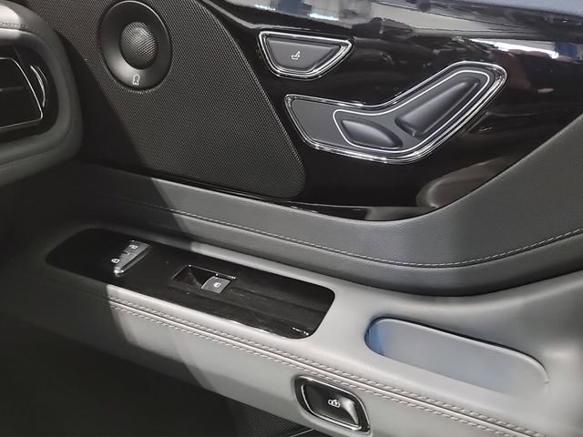 Used 2020 Lincoln Aviator Reserve w/ Equipment Group 201A image 20