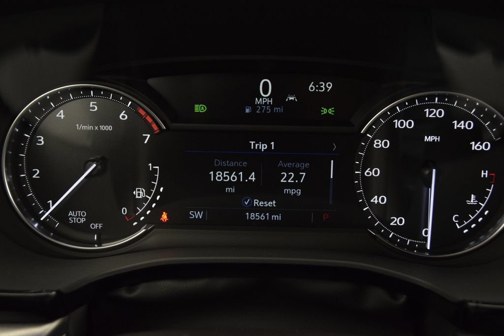 Used 2025 Cadillac XT5 Luxury FWD image 24