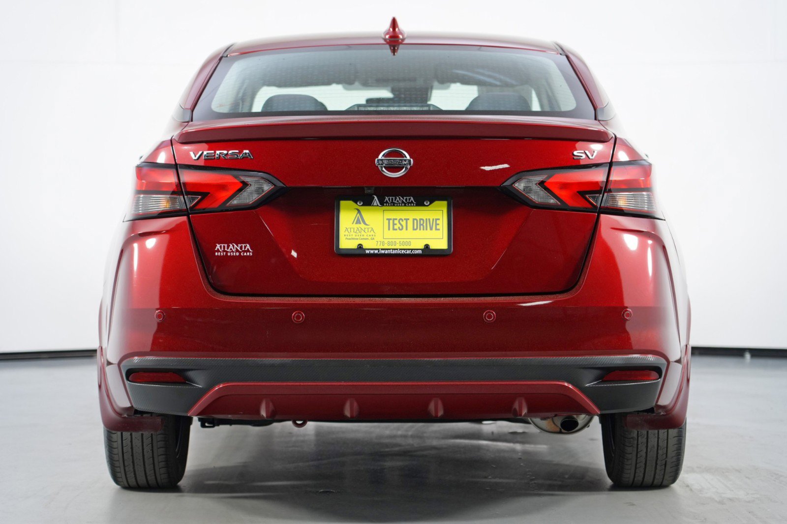 Used 2022 Nissan Versa SV w/ Electronics Package image 10